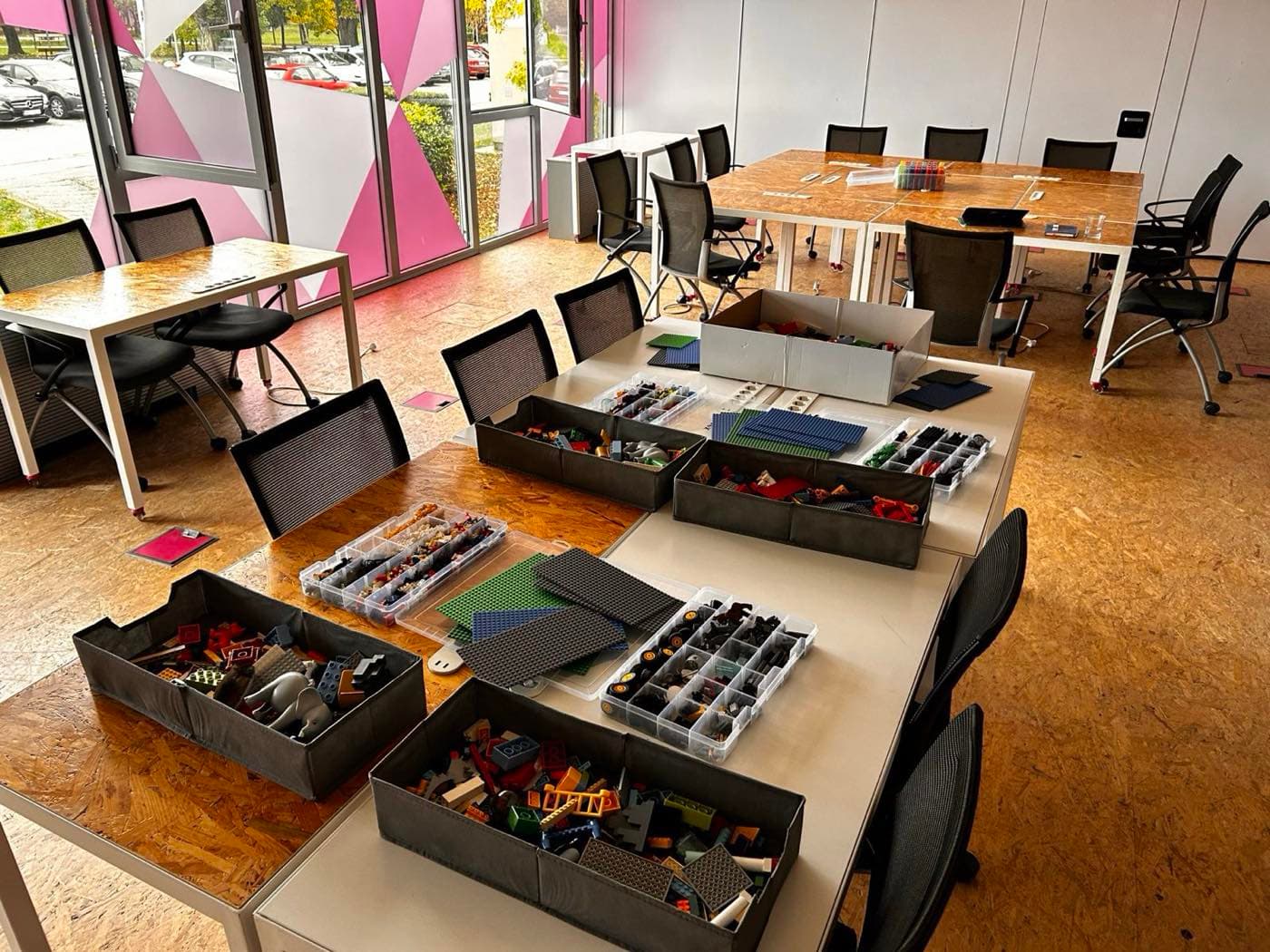 Workshop room prepared for session